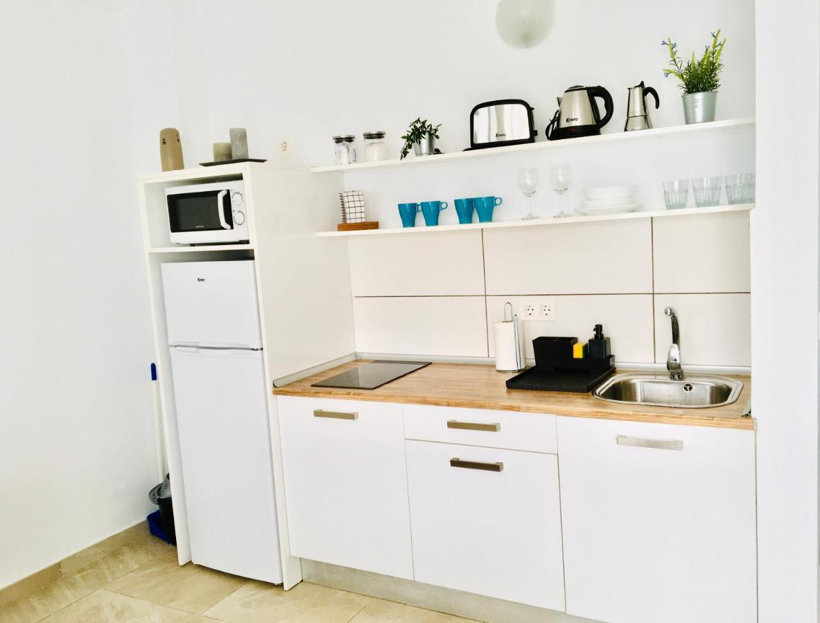 Apartamentos Anjomacar B Тегисе Екстериор снимка