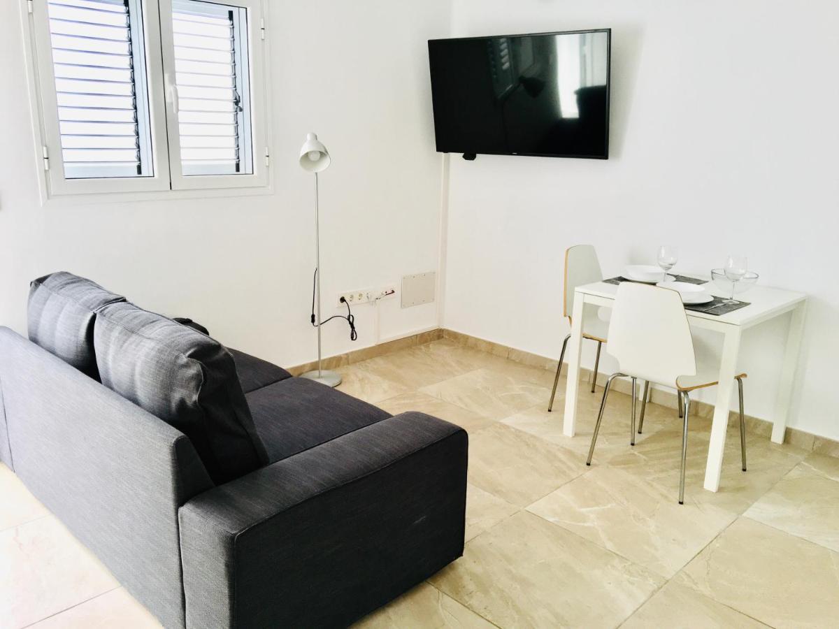 Apartamentos Anjomacar B Тегисе Екстериор снимка