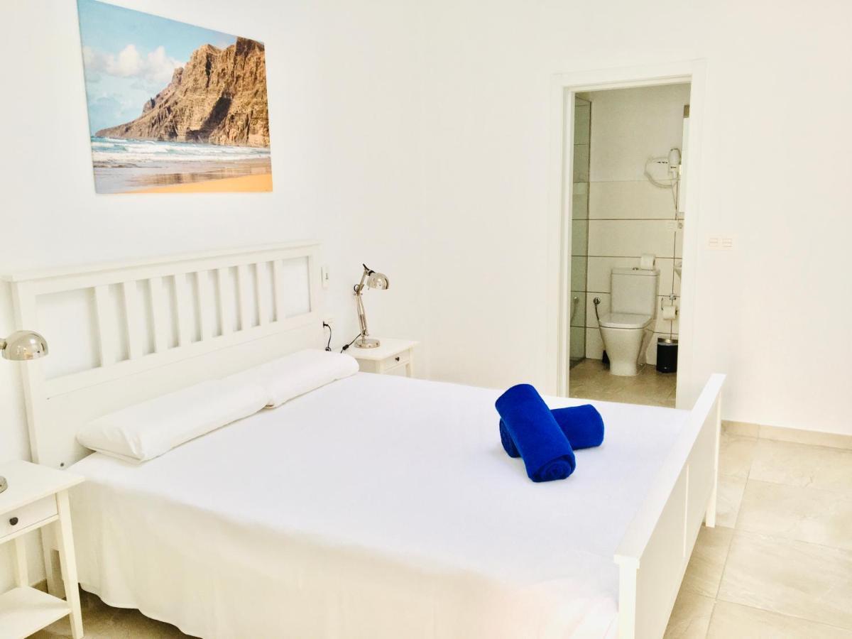 Apartamentos Anjomacar B Тегисе Екстериор снимка