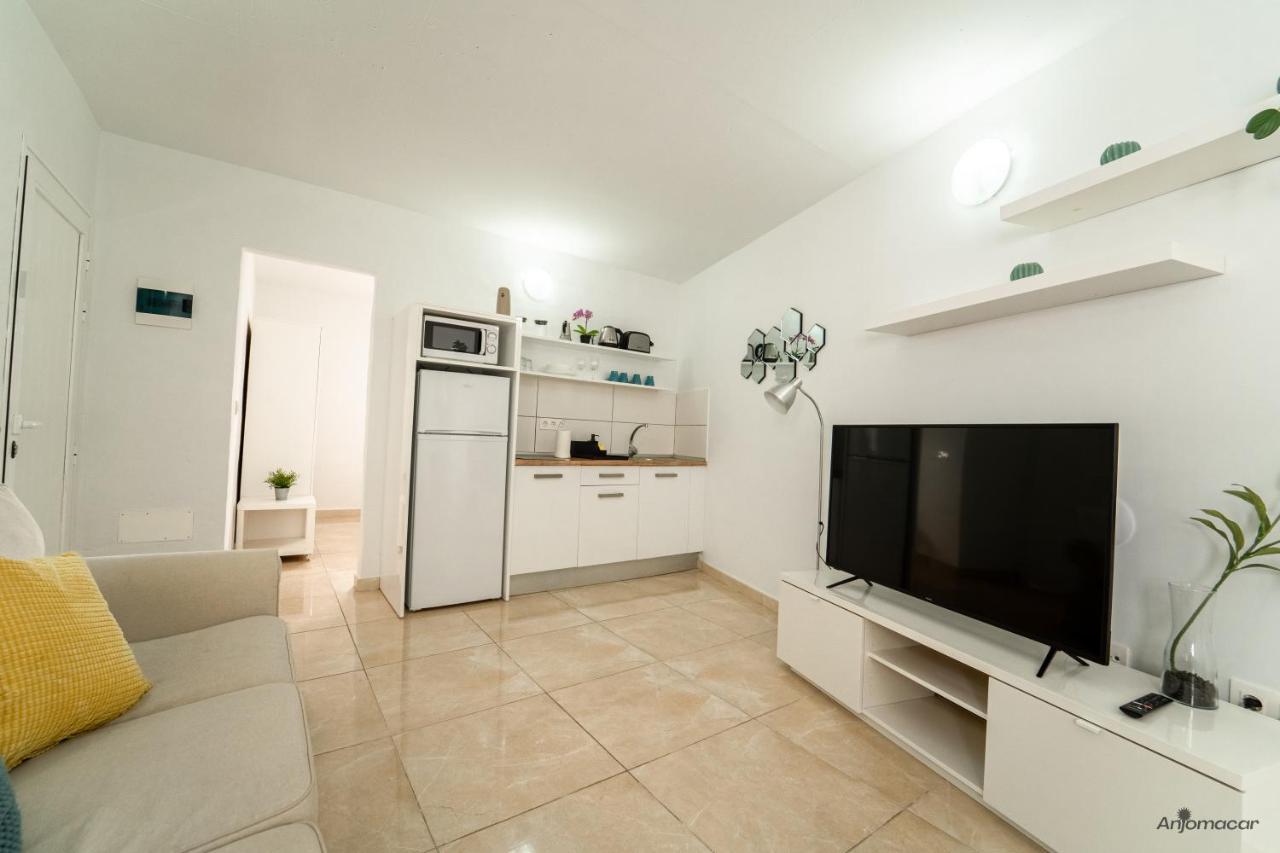 Apartamentos Anjomacar B Тегисе Екстериор снимка