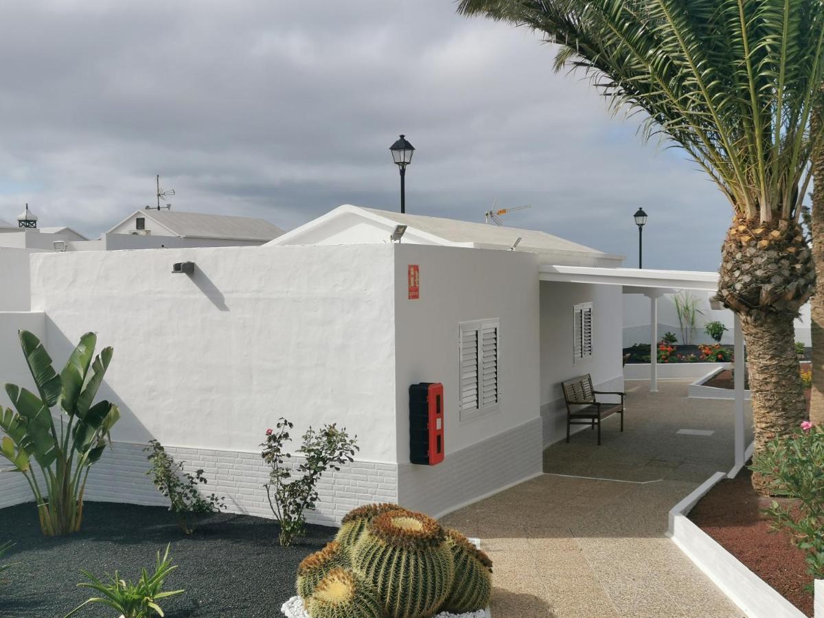 Apartamentos Anjomacar B Тегисе Екстериор снимка