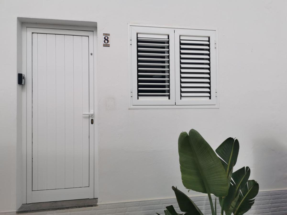 Apartamentos Anjomacar B Тегисе Екстериор снимка